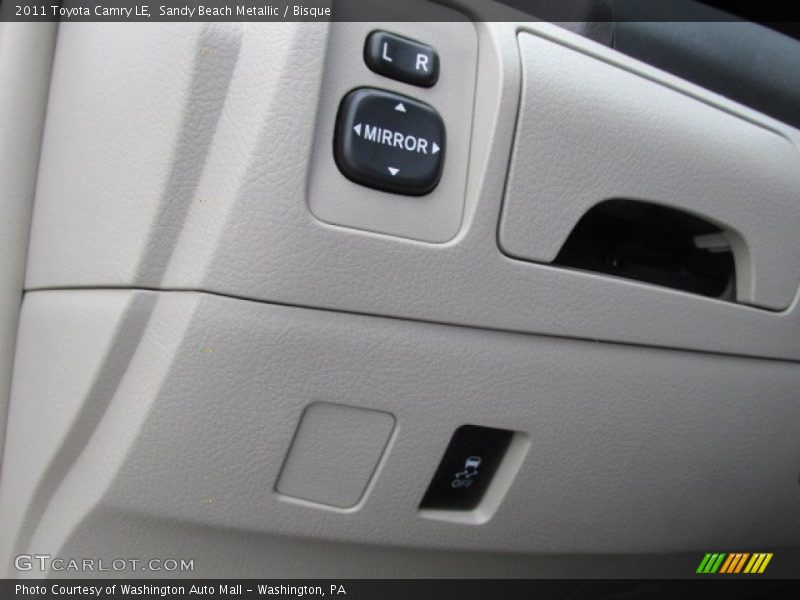 Sandy Beach Metallic / Bisque 2011 Toyota Camry LE