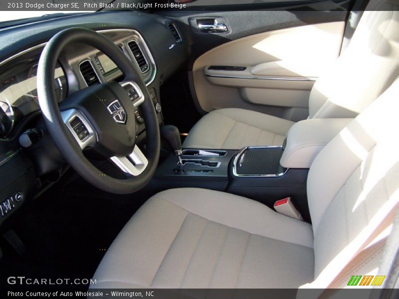 Pitch Black / Black/Light Frost Beige 2013 Dodge Charger SE