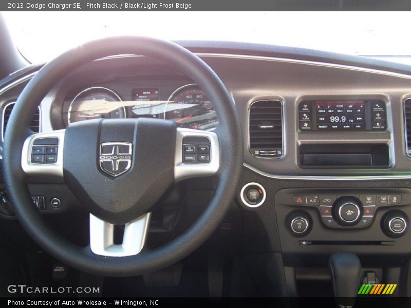 Pitch Black / Black/Light Frost Beige 2013 Dodge Charger SE
