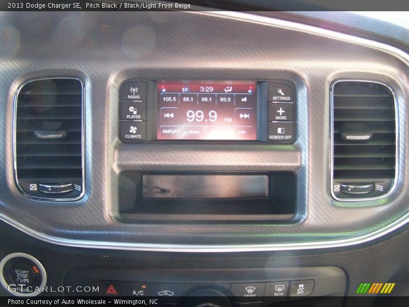 Pitch Black / Black/Light Frost Beige 2013 Dodge Charger SE