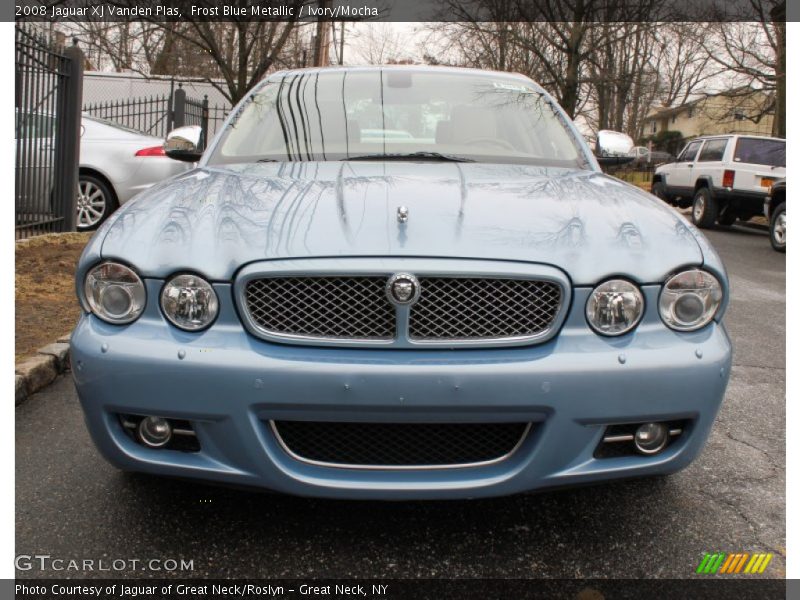 Frost Blue Metallic / Ivory/Mocha 2008 Jaguar XJ Vanden Plas