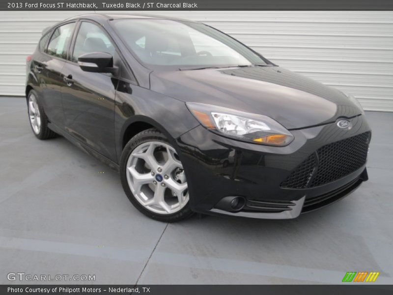 Tuxedo Black / ST Charcoal Black 2013 Ford Focus ST Hatchback