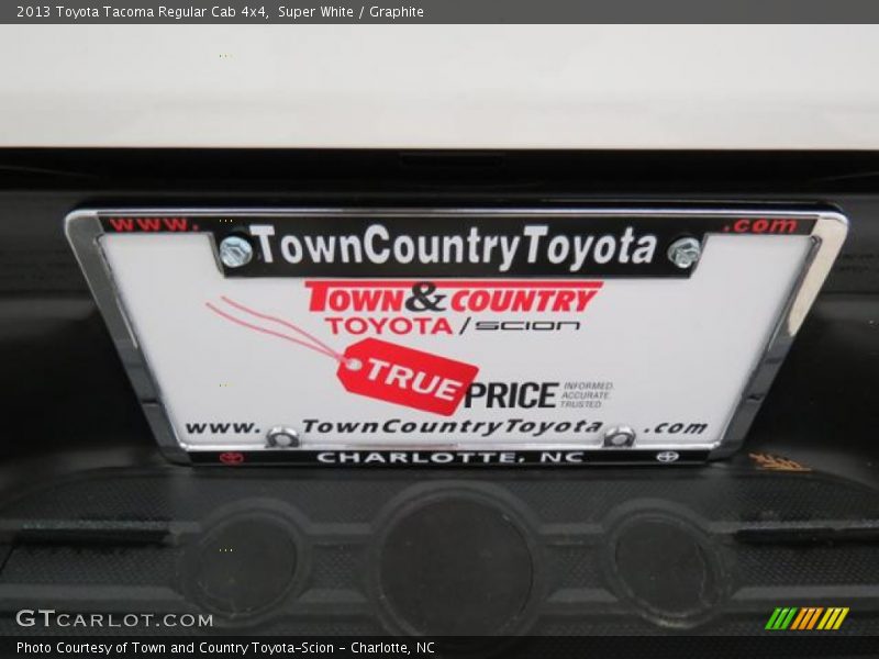 Super White / Graphite 2013 Toyota Tacoma Regular Cab 4x4