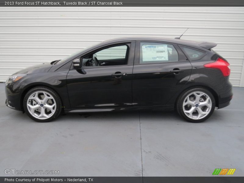 Tuxedo Black / ST Charcoal Black 2013 Ford Focus ST Hatchback