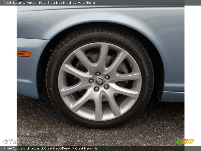  2008 XJ Vanden Plas Wheel