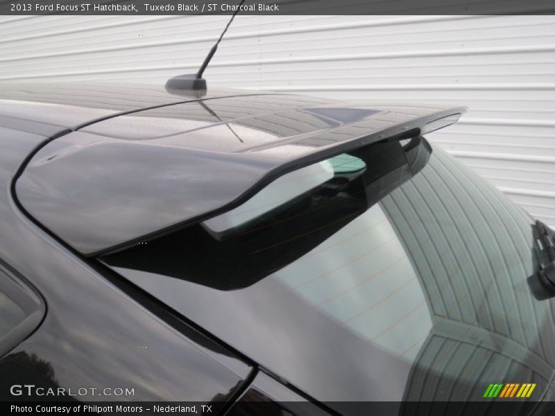 Tuxedo Black / ST Charcoal Black 2013 Ford Focus ST Hatchback