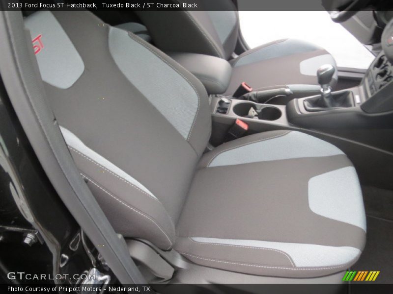 Tuxedo Black / ST Charcoal Black 2013 Ford Focus ST Hatchback