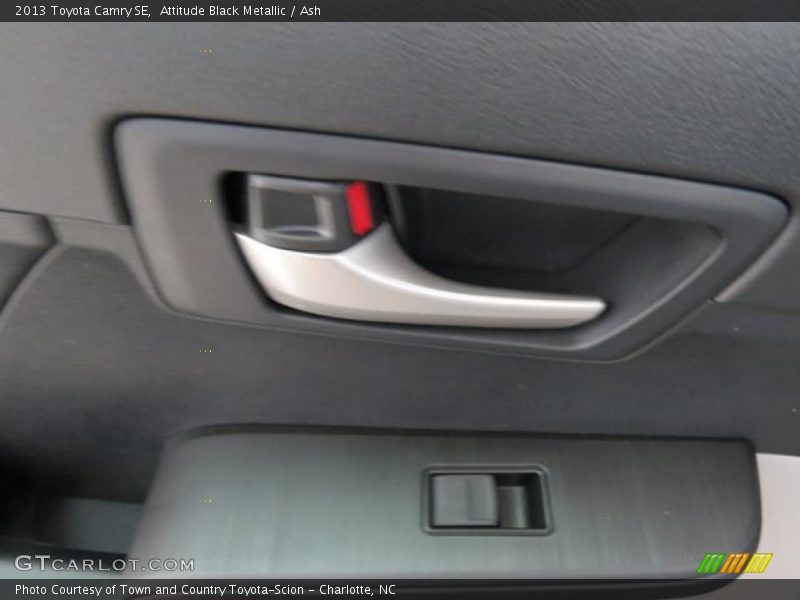 Attitude Black Metallic / Ash 2013 Toyota Camry SE