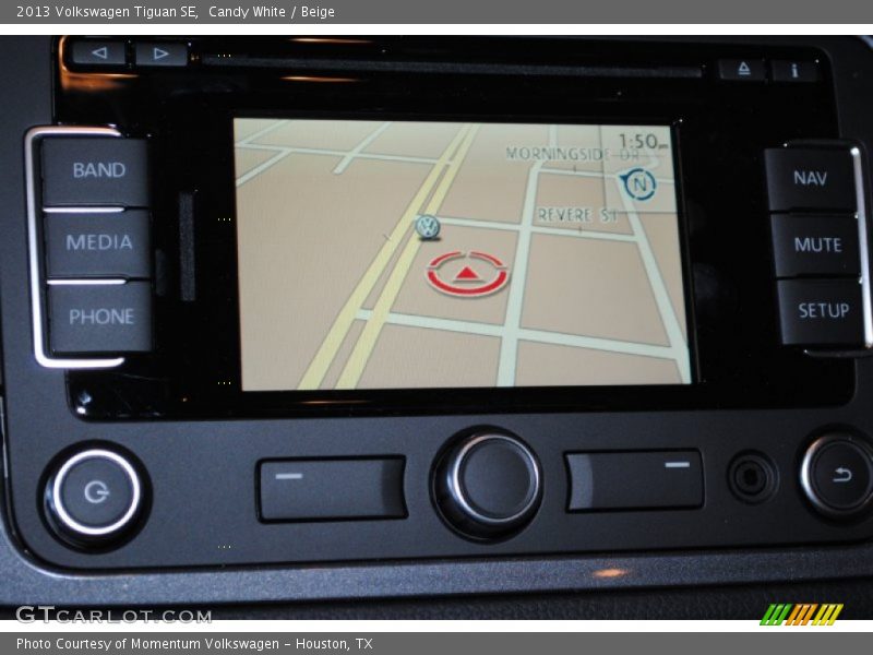 Candy White / Beige 2013 Volkswagen Tiguan SE