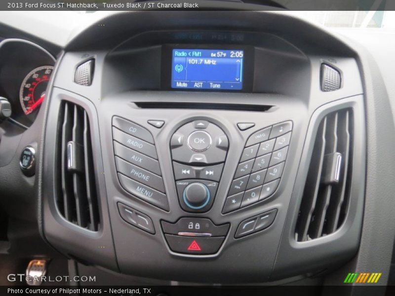 Tuxedo Black / ST Charcoal Black 2013 Ford Focus ST Hatchback