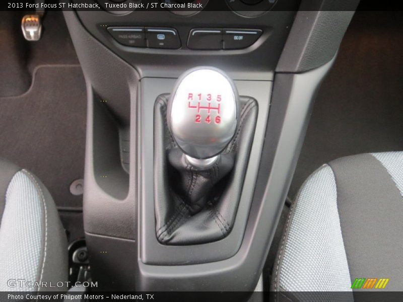 Tuxedo Black / ST Charcoal Black 2013 Ford Focus ST Hatchback