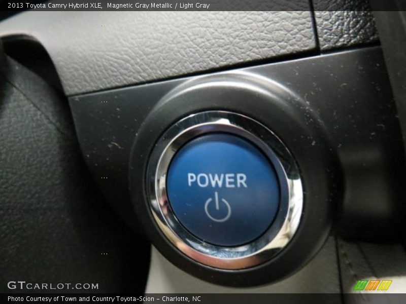 Magnetic Gray Metallic / Light Gray 2013 Toyota Camry Hybrid XLE