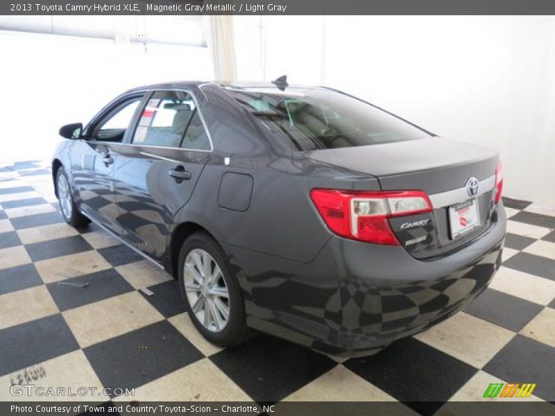 Magnetic Gray Metallic / Light Gray 2013 Toyota Camry Hybrid XLE