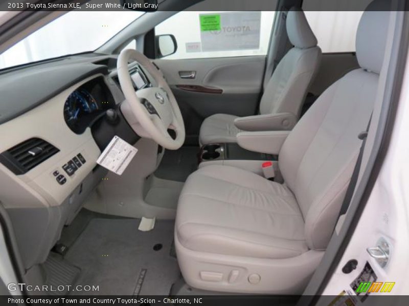 Super White / Light Gray 2013 Toyota Sienna XLE