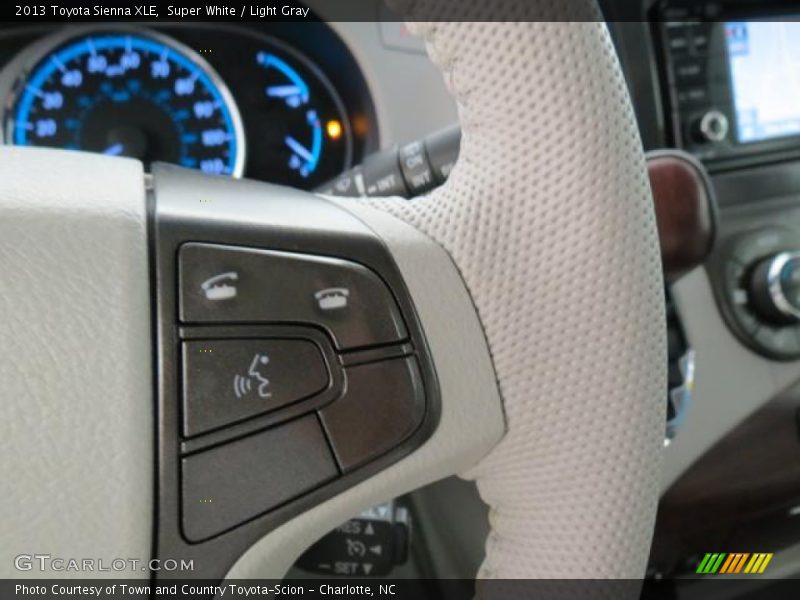 Super White / Light Gray 2013 Toyota Sienna XLE