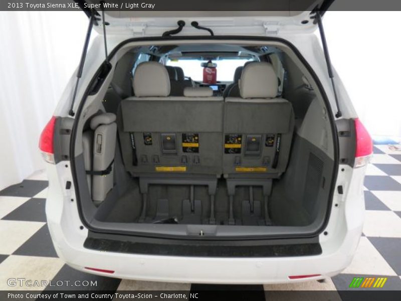 Super White / Light Gray 2013 Toyota Sienna XLE