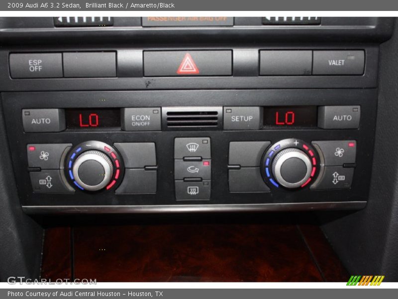 Controls of 2009 A6 3.2 Sedan