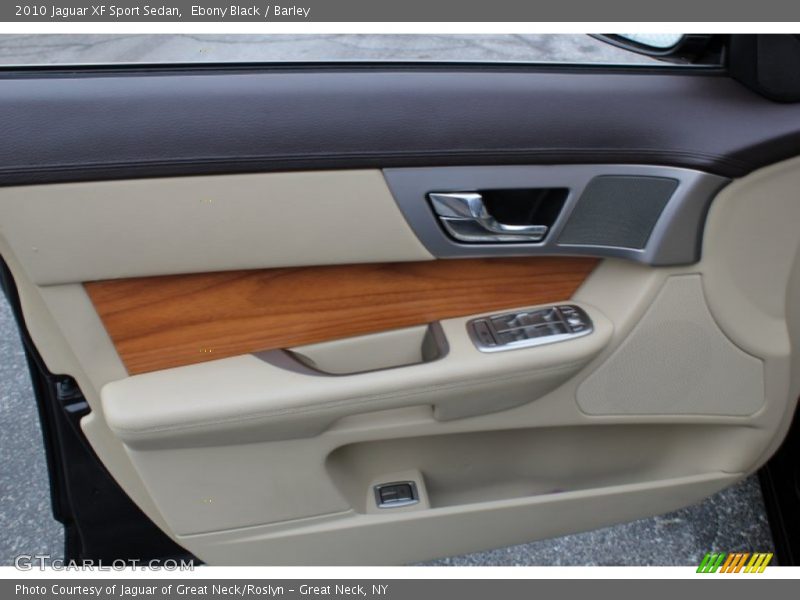Ebony Black / Barley 2010 Jaguar XF Sport Sedan