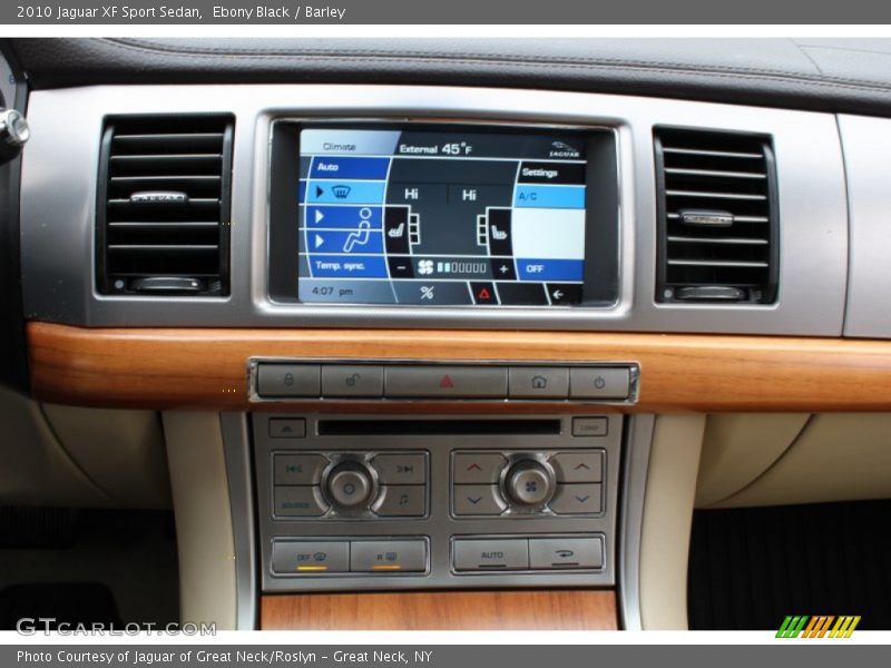 Ebony Black / Barley 2010 Jaguar XF Sport Sedan