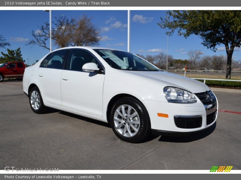 Candy White / Titan Black 2010 Volkswagen Jetta SE Sedan
