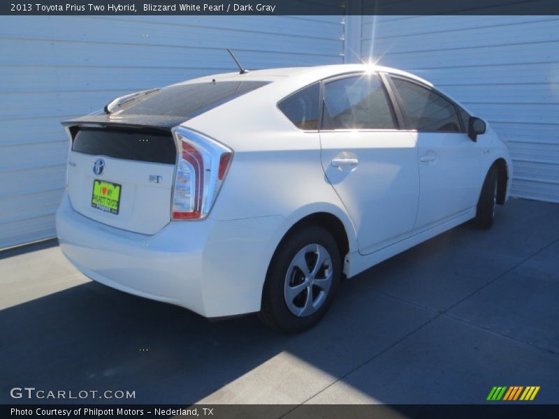 Blizzard White Pearl / Dark Gray 2013 Toyota Prius Two Hybrid