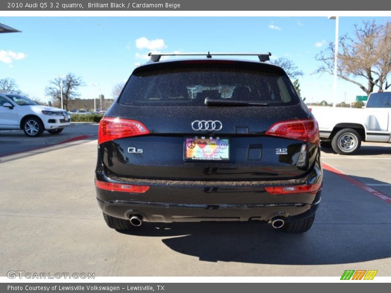 Brilliant Black / Cardamom Beige 2010 Audi Q5 3.2 quattro