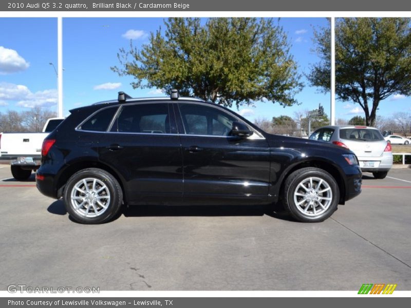 Brilliant Black / Cardamom Beige 2010 Audi Q5 3.2 quattro