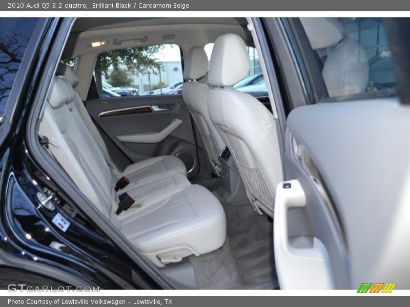 Brilliant Black / Cardamom Beige 2010 Audi Q5 3.2 quattro