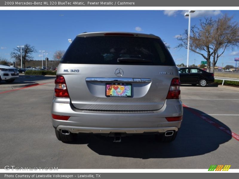 Pewter Metallic / Cashmere 2009 Mercedes-Benz ML 320 BlueTec 4Matic