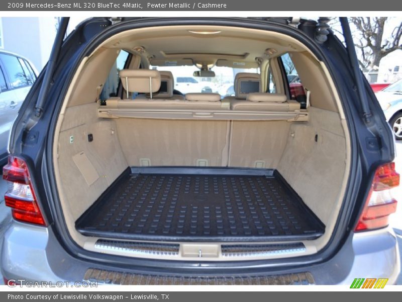 Pewter Metallic / Cashmere 2009 Mercedes-Benz ML 320 BlueTec 4Matic