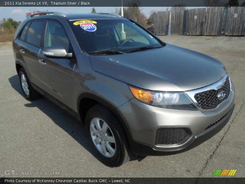 Titanium Silver / Black 2011 Kia Sorento LX V6