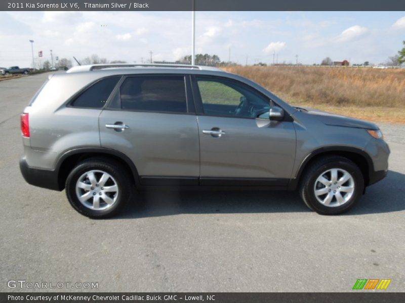 Titanium Silver / Black 2011 Kia Sorento LX V6