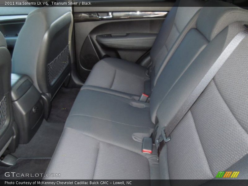Titanium Silver / Black 2011 Kia Sorento LX V6