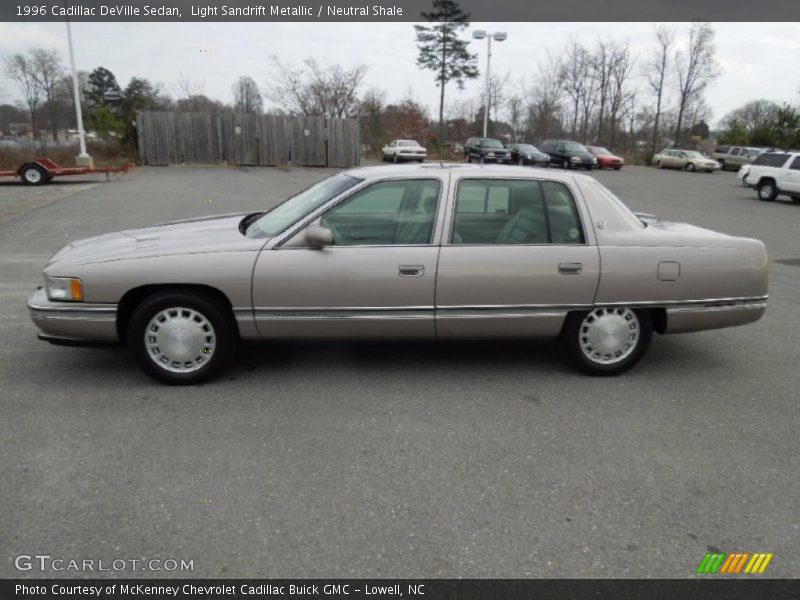 Light Sandrift Metallic / Neutral Shale 1996 Cadillac DeVille Sedan