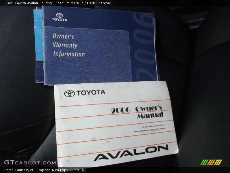 Titanium Metallic / Dark Charcoal 2006 Toyota Avalon Touring