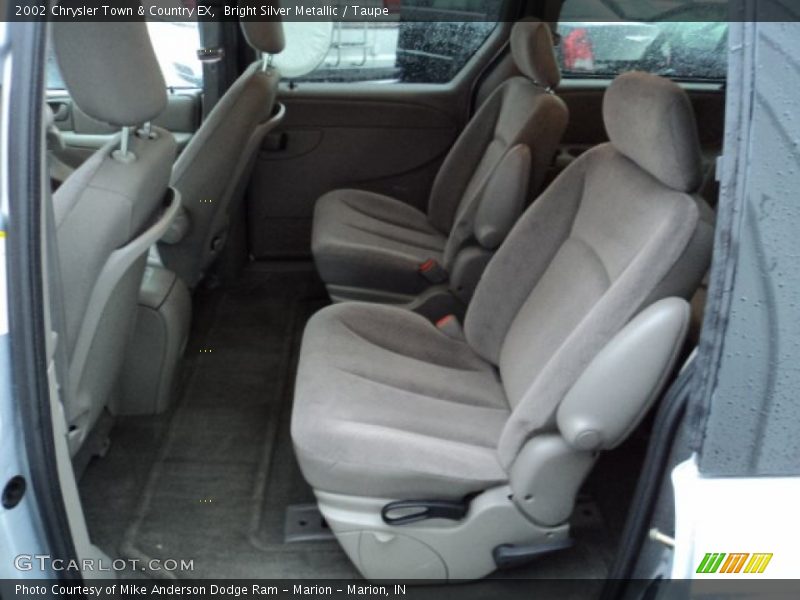 Bright Silver Metallic / Taupe 2002 Chrysler Town & Country EX