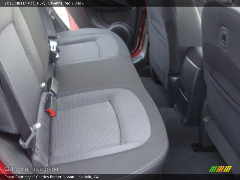 Cayenne Red / Black 2011 Nissan Rogue SV