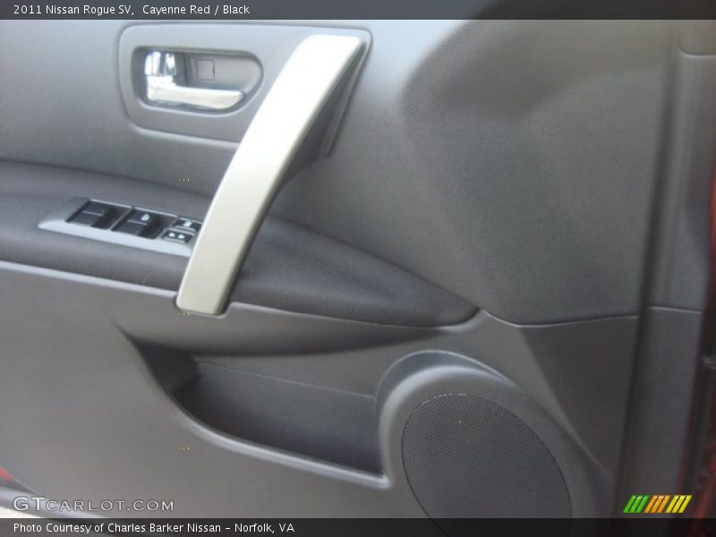 Cayenne Red / Black 2011 Nissan Rogue SV