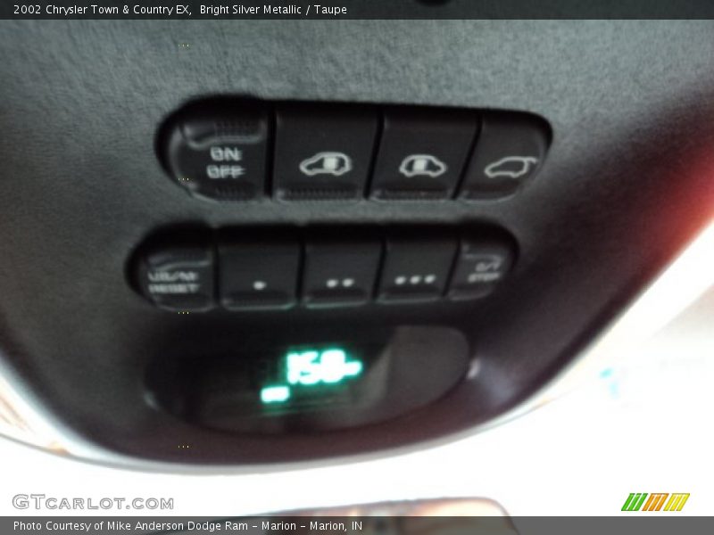 Bright Silver Metallic / Taupe 2002 Chrysler Town & Country EX