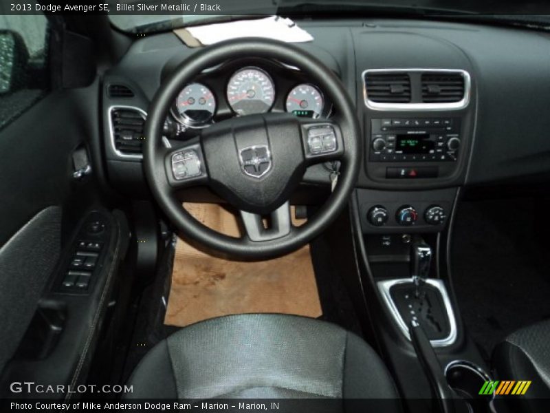 Billet Silver Metallic / Black 2013 Dodge Avenger SE
