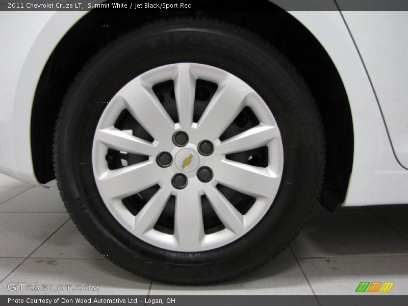 Summit White / Jet Black/Sport Red 2011 Chevrolet Cruze LT