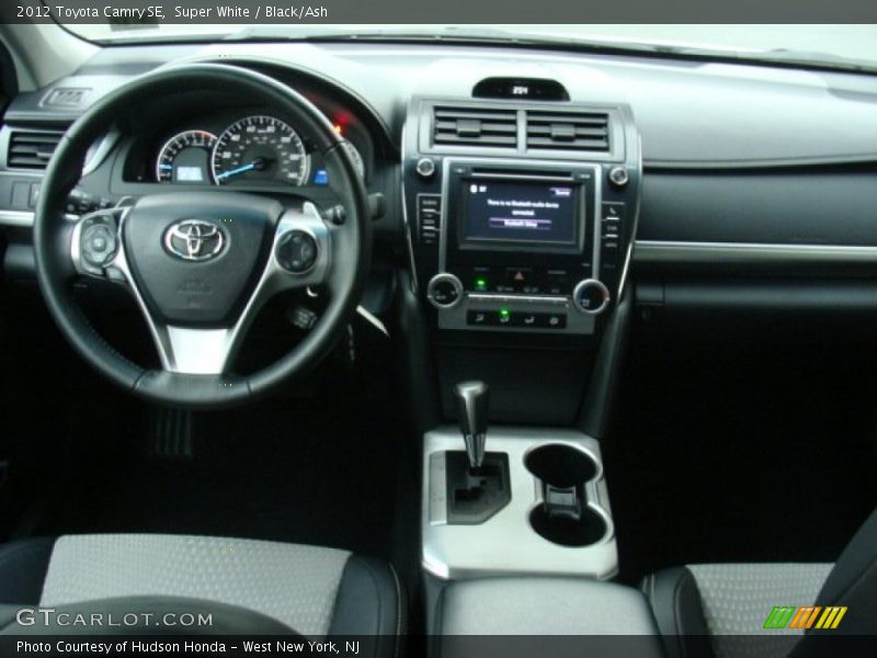 Super White / Black/Ash 2012 Toyota Camry SE