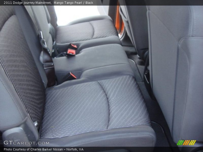 Mango Tango Pearl / Black 2011 Dodge Journey Mainstreet