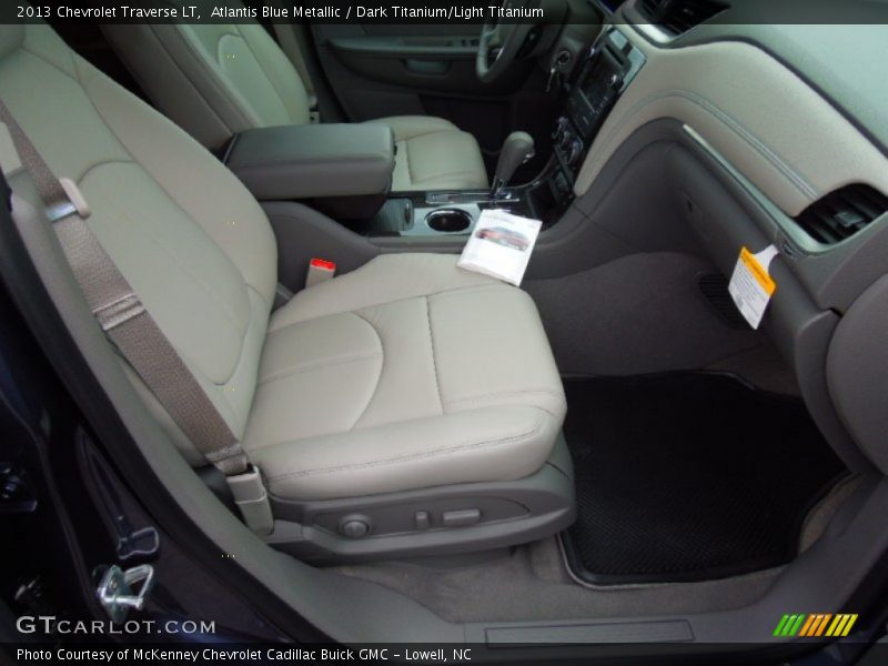  2013 Traverse LT Dark Titanium/Light Titanium Interior