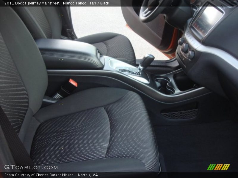 Mango Tango Pearl / Black 2011 Dodge Journey Mainstreet