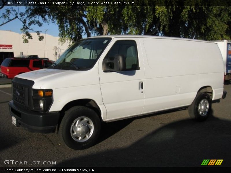 Oxford White / Medium Flint 2009 Ford E Series Van E250 Super Duty Cargo