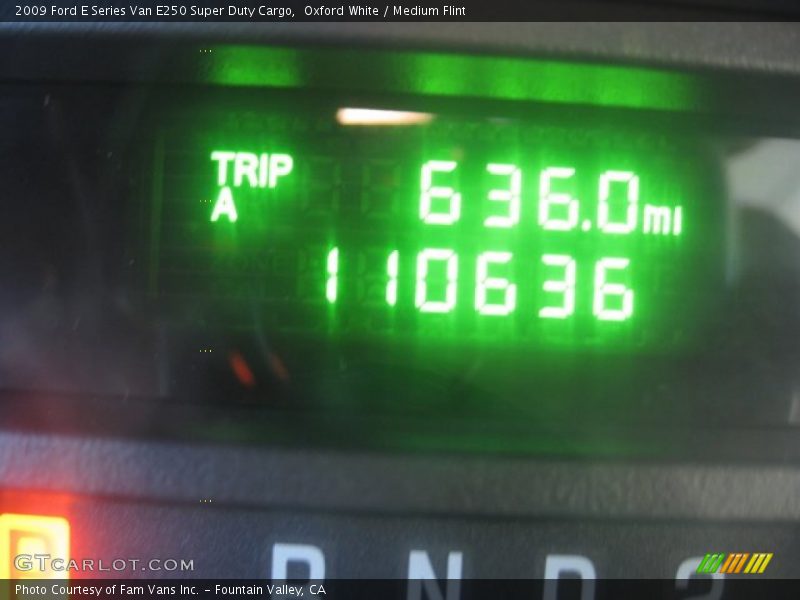Oxford White / Medium Flint 2009 Ford E Series Van E250 Super Duty Cargo