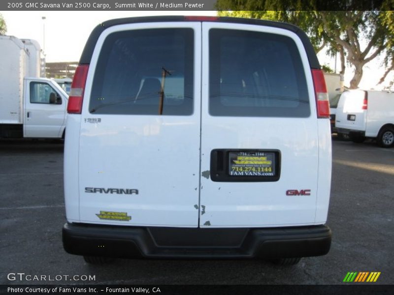 Summit White / Medium Pewter 2005 GMC Savana Van 2500 Cargo