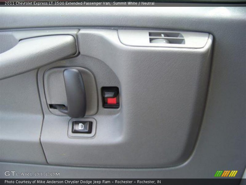 Summit White / Neutral 2011 Chevrolet Express LT 3500 Extended Passenger Van