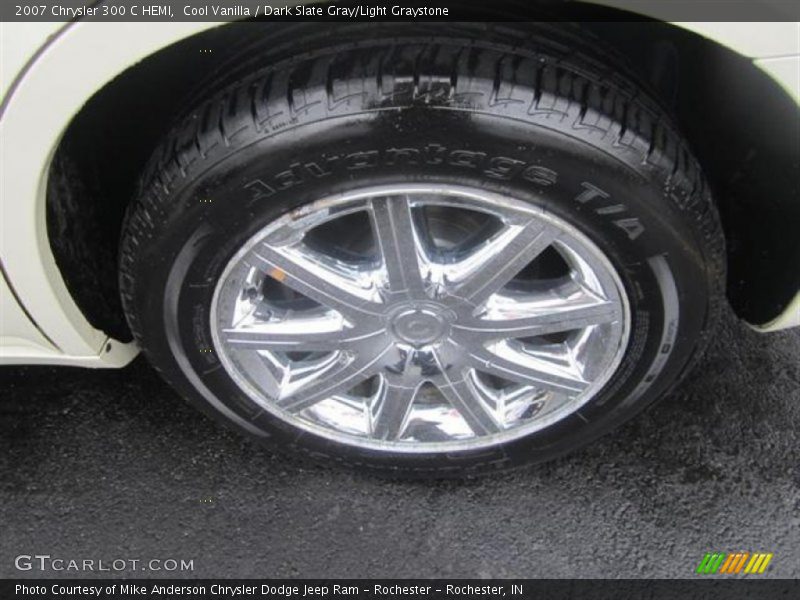 Cool Vanilla / Dark Slate Gray/Light Graystone 2007 Chrysler 300 C HEMI
